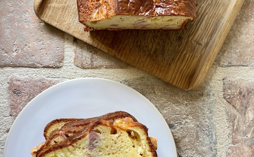 Cake au jambon de la Manche et livarot