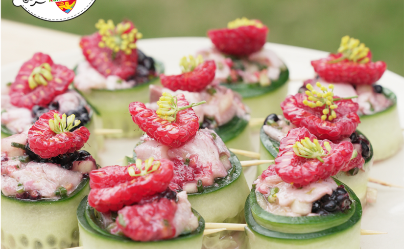 Tartare de maquereaux, concombre et fruits rouges